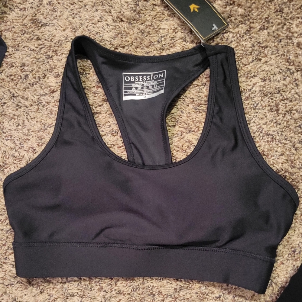 Sports bra
